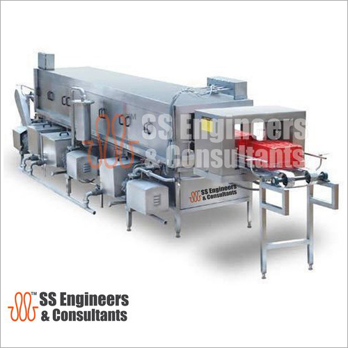 Conveyor Crate Washer