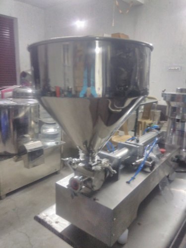 Liquid Filling Machine