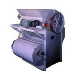 Groundnut Decorticator