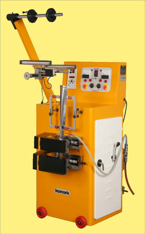 Liquid Packing & Filling Machine