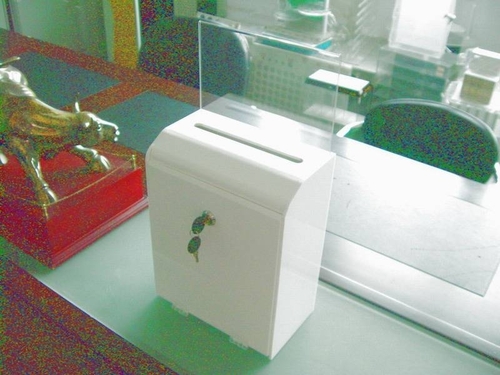 Exclusive Acrylic Ballot Box