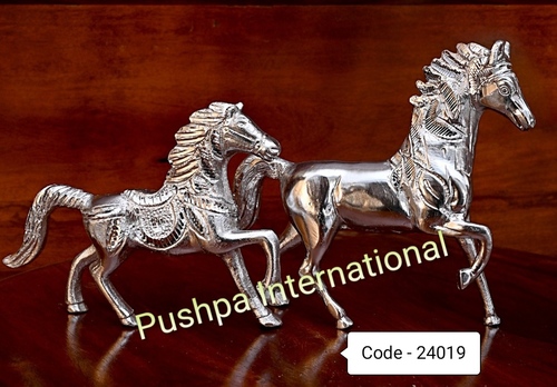 Silver Horse for Decoration Purpose