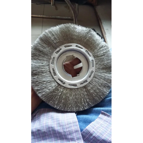 Stainless Steel Wire Brush - Color: Grey