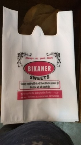 Printed W Cut Bags - Non-Woven Polypropylene, Variable Dimensions, White CMYK Printing, Bulk Quantit