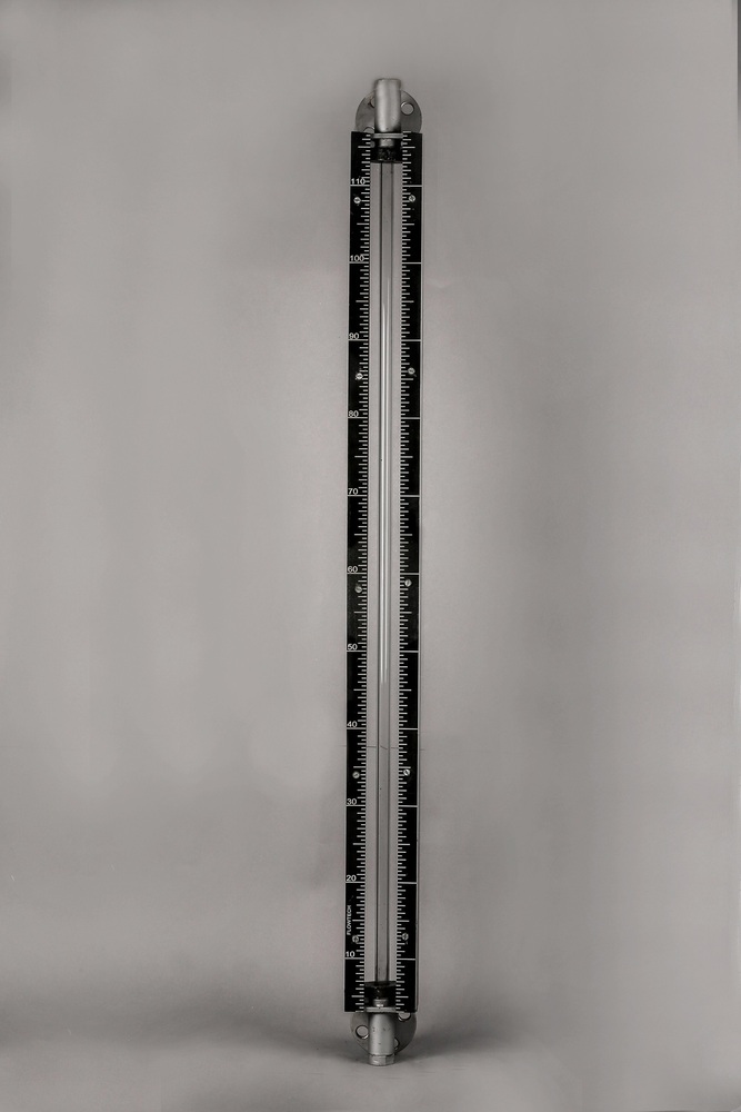Tubular Level Indicator - Application: Laboratory
