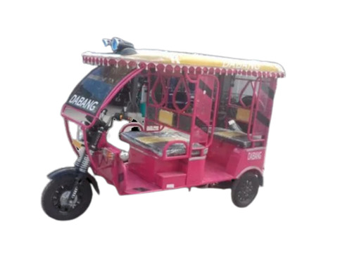 White And Green 850 W Eco Friendly Fibre Roof Battery Operated Electric Rickshaw For Carrying Passen