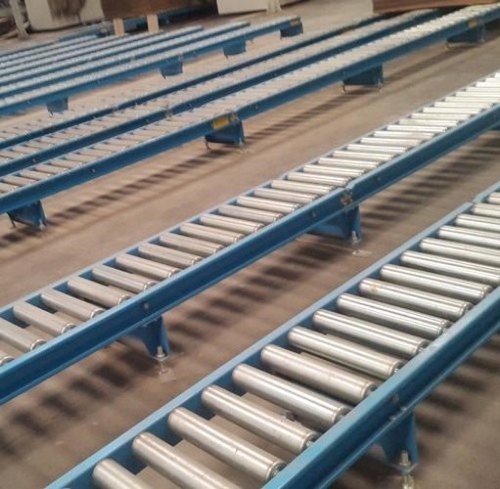 Ms & Ss Saifi Make Standard Gravity Roller Conveyor