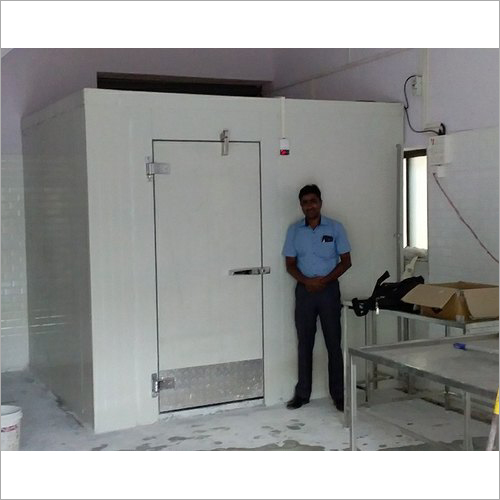 Fish Cold Storage - 5 MTP Capacity, 230V Power, Operating Temperature at 0Â°C | Suitable for Industr