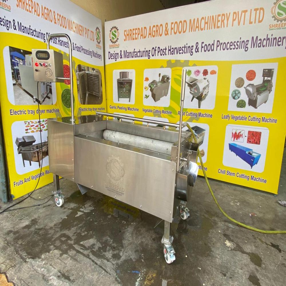 Carrot Peeling Machine - Color: Silver