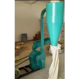 Small Cattle Feed Plant Machine, Capacity: 500 kg/hr