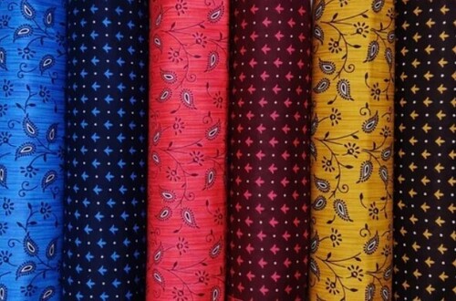 Printed Nighty Fabric - Pure Cotton, 2.9m Length, Multicolour Porcine Print, 245 GSM, All Size Use