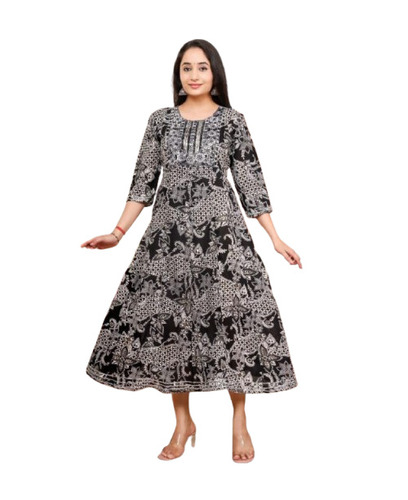 Long Heavy Reyon Gown - Bust Size: 32 Millimeter (Mm)